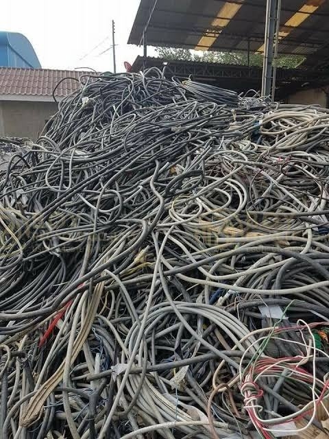 คัดแยกของเก่า