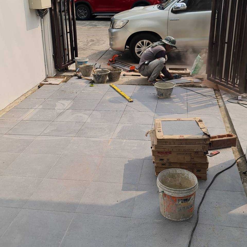 ผลงานปูกระเบื้อง 2