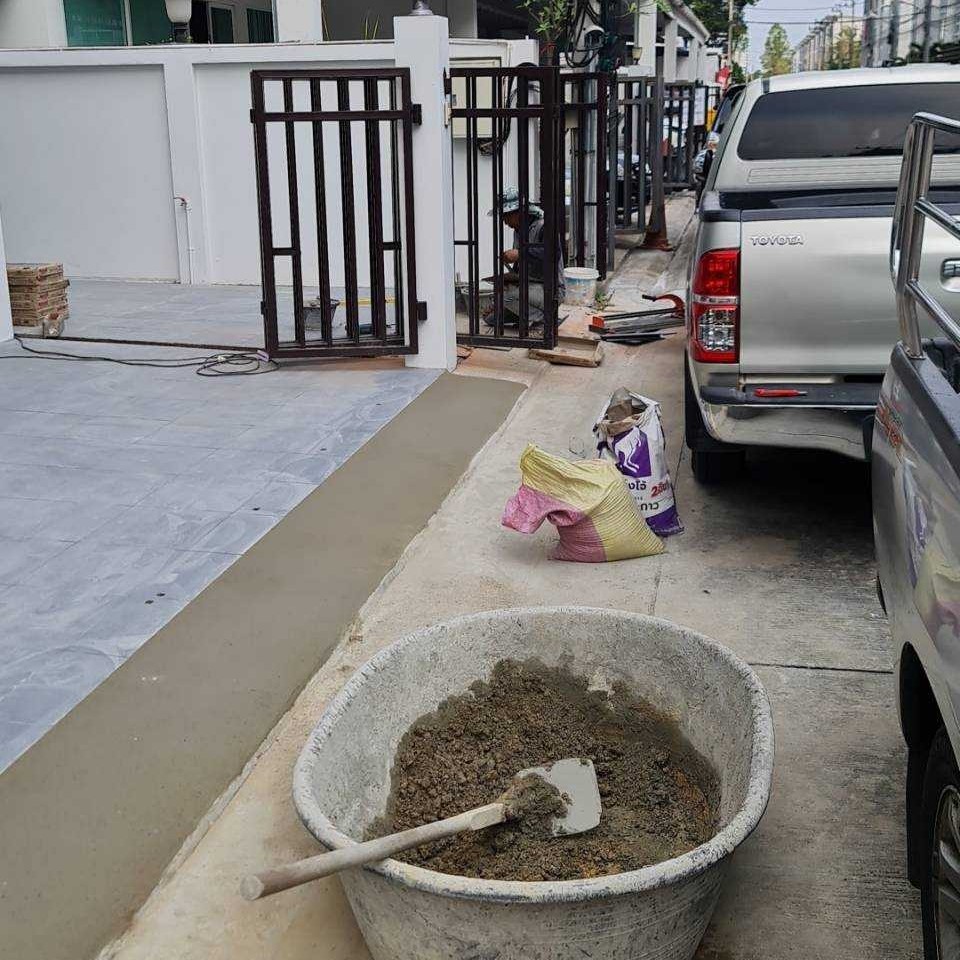 ผลงานปูกระเบื้อง 1