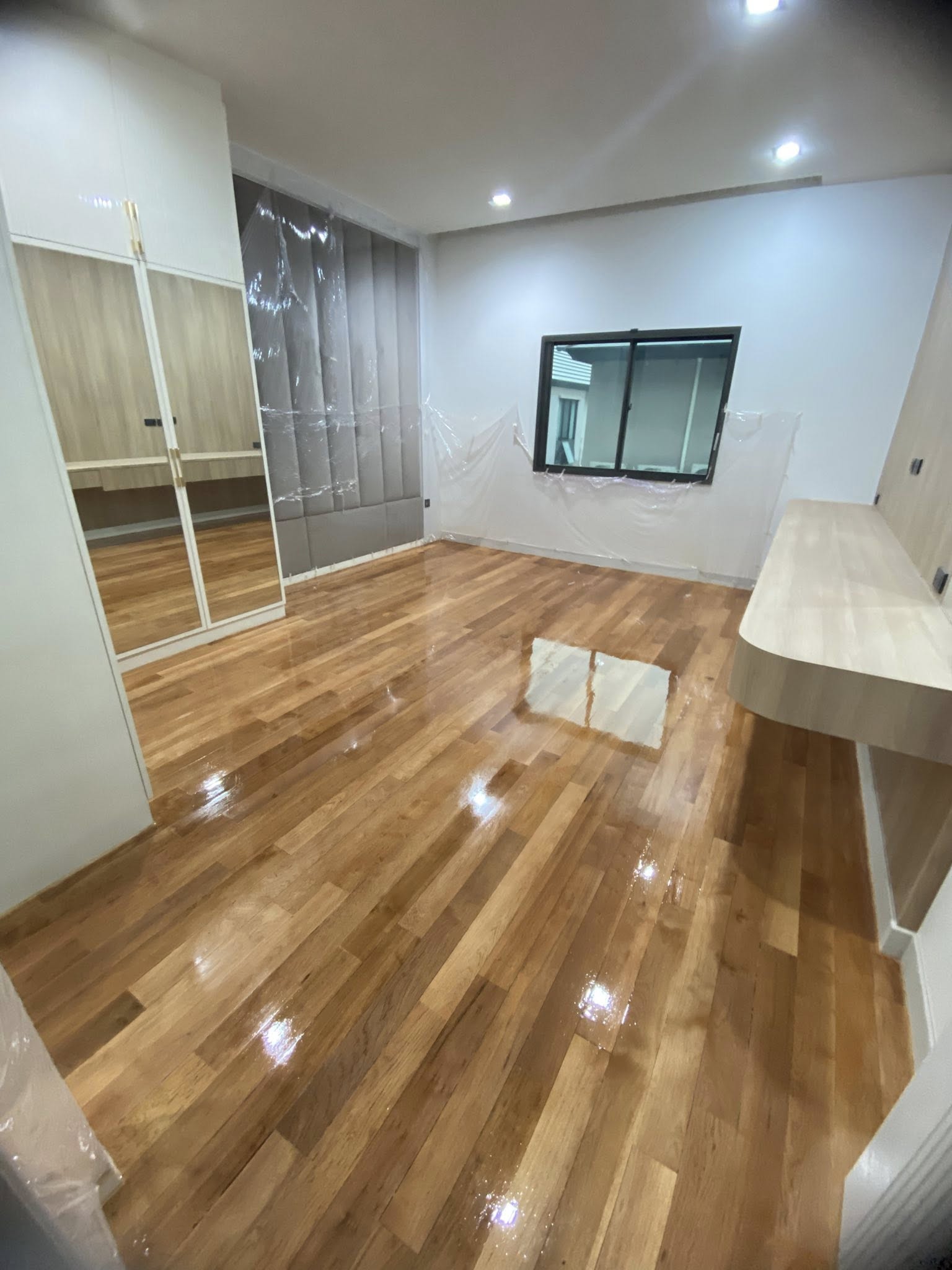 รายละเอียดงานไม้