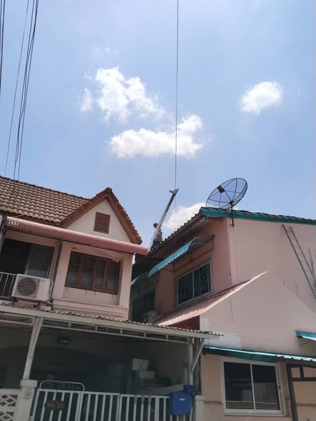 ช่างปราบ รางน้ำฝน — ผลงาน 15